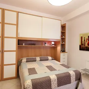 https://accogliente-appartamento-vicino-al-centro-storico-con.taorminaitalyhotels.com